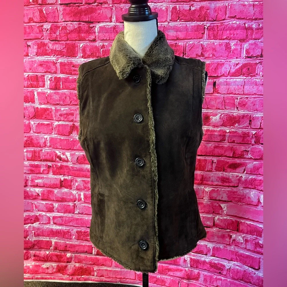 Eddie Bauer Suede Leather Vest Jacket Womens Medium‎ Brown Faux Fur Lined